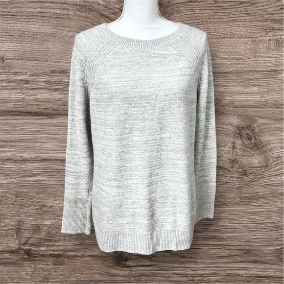 Lou & Grey Light Gray Tunic High-Low Sweater Size M - Picture 2 of 7